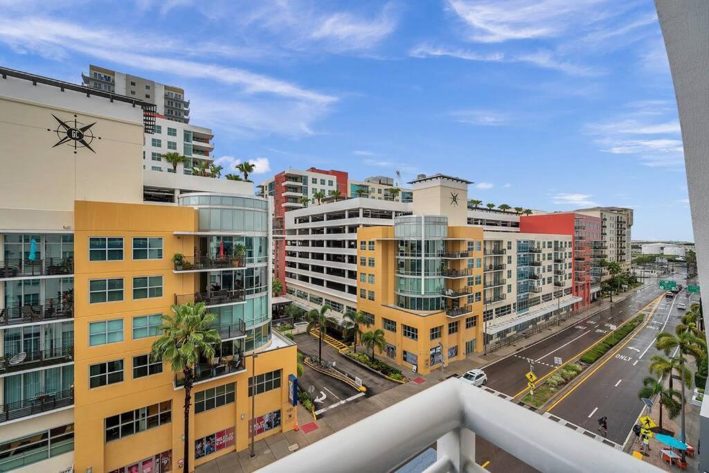 Luxury Apt 3 Mins To Dt Tampa -Pool-Gym-Balcony Екстер'єр фото