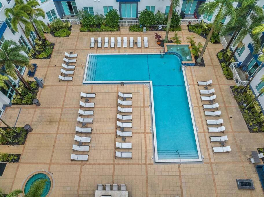 Luxury Apt 3 Mins To Dt Tampa -Pool-Gym-Balcony Екстер'єр фото